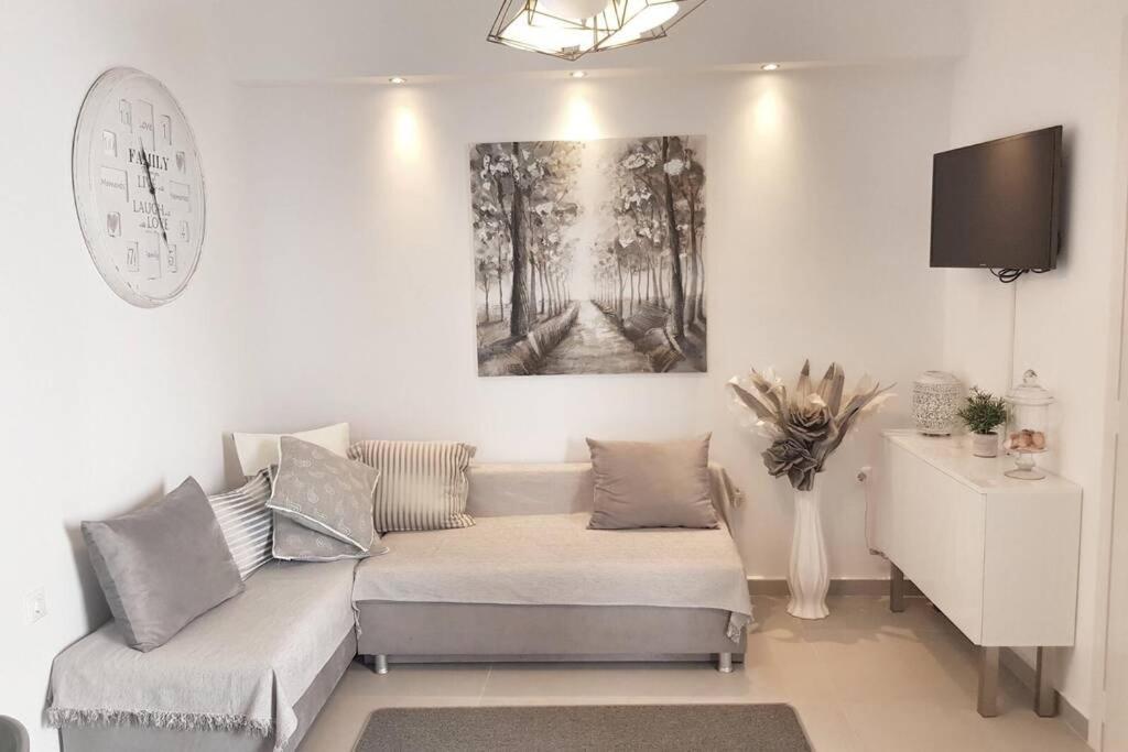 Polychrono New 2 Bedroom Apt. Just By The Sea! Exterior foto